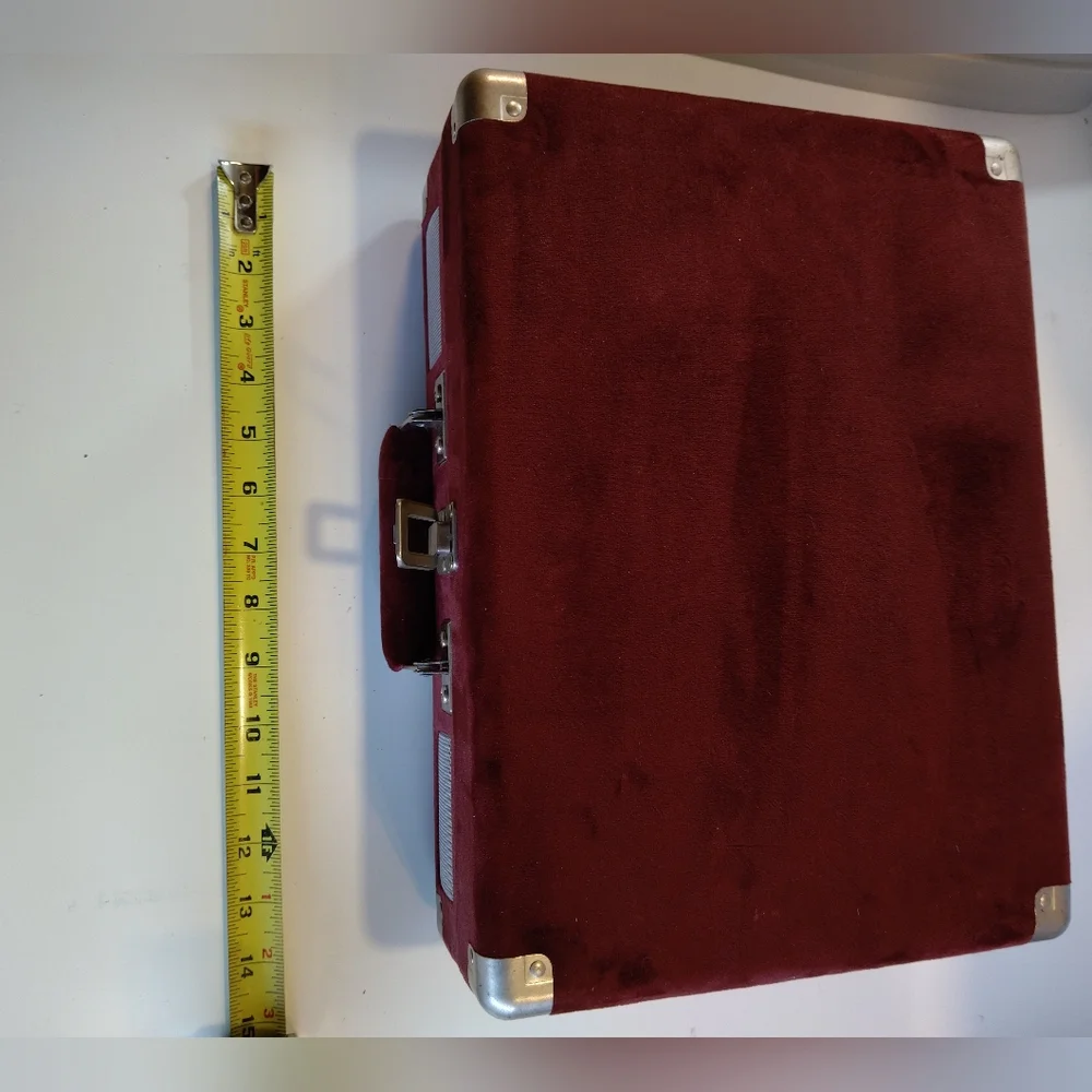 Crosley Red Portable Turntable - Picture 6 of 11